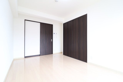 【寝室】 | 都部ハイツ