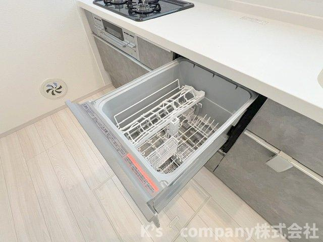 ◎茅ヶ崎市萩園　新築戸建　2号棟のキッチン|家事の負担を軽減してくれる食器洗い乾燥機☆