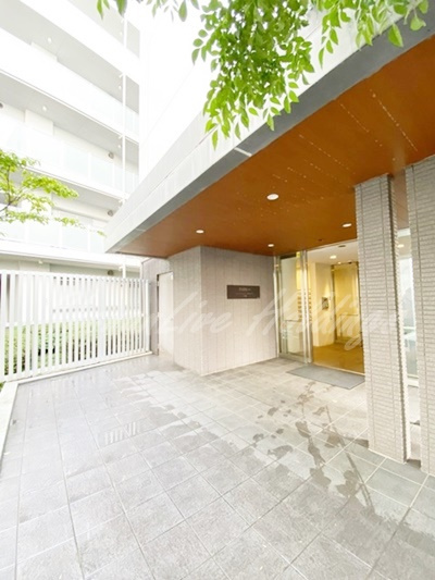 横浜市栄区笠間１丁目の賃貸マンションのエントランス|清潔感のあるエントランスです♪