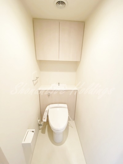 横浜市栄区笠間１丁目の賃貸マンションのトイレ|清潔感のあるトイレです