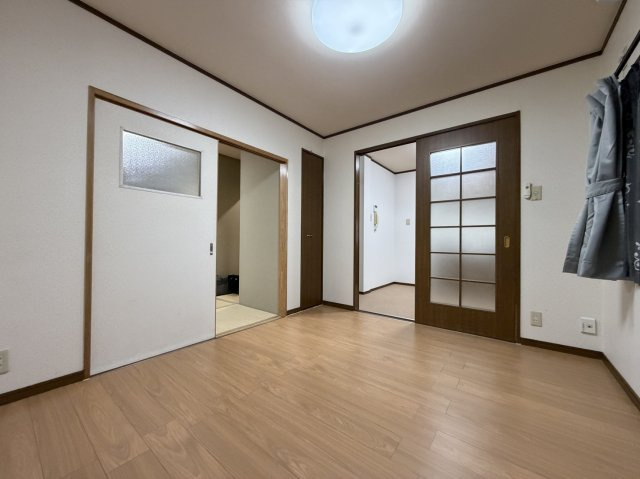 ハイツ高橋の居間・リビング