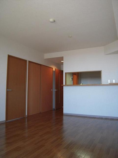 ＳｋｙＣｕｂｅ東本郷の居間・リビング|居室1