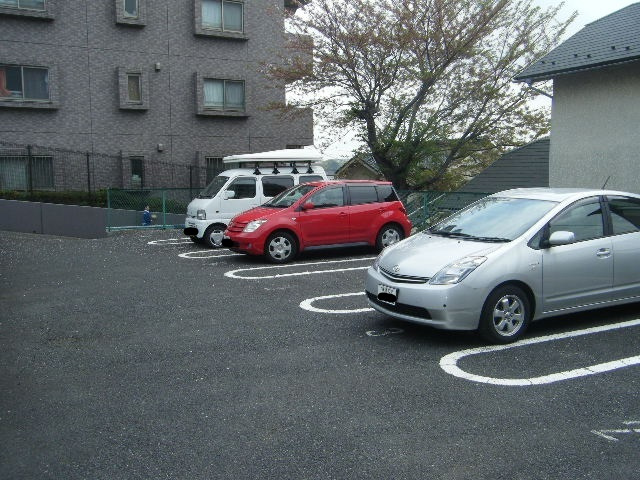 ＳｋｙＣｕｂｅ東本郷の駐車場|☆敷地内駐車スペース☆