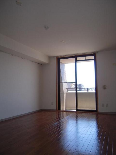 ＳｋｙＣｕｂｅ東本郷の居間・リビング|居室3