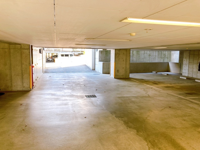 ＳｋｙＣｕｂｅ東本郷の駐車場