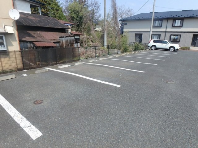 サンシルフィー　Ｃの駐車場