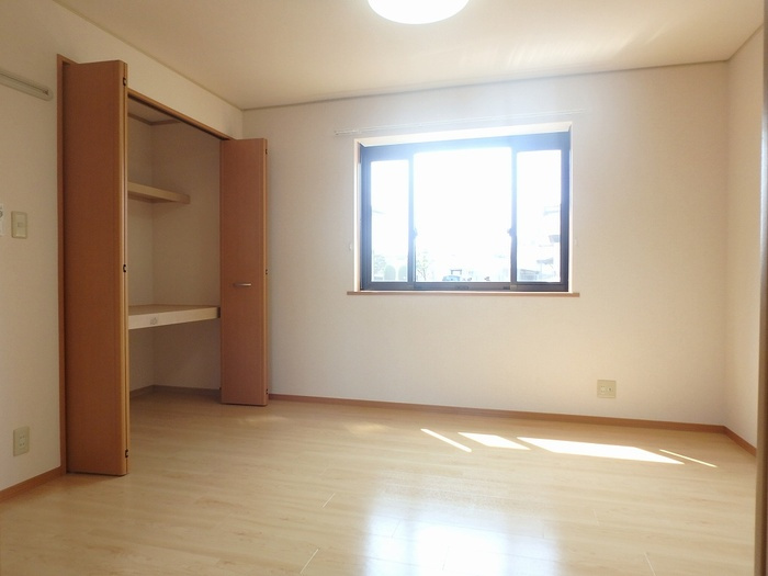 サンシルフィー　Ｃの洋室