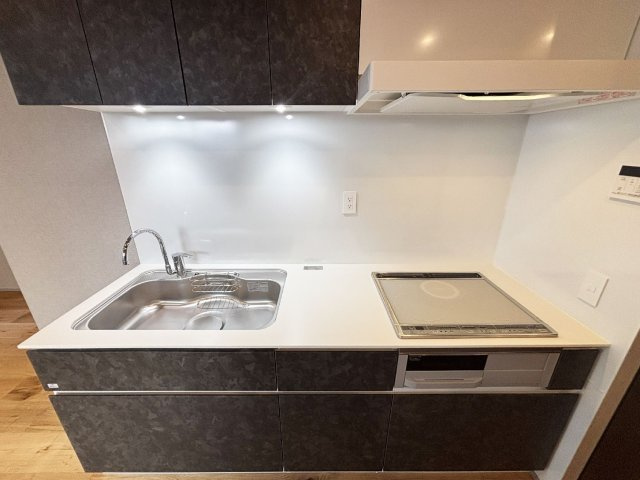 【キッチン】 | アローズ茗荷谷 | ３口IHコンロシステムキッチン