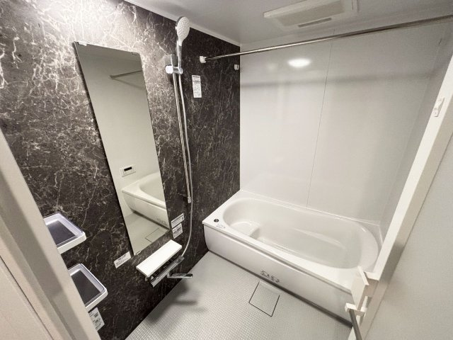 【浴室】 | アローズ茗荷谷 | 浴室乾燥機付きバスルーム