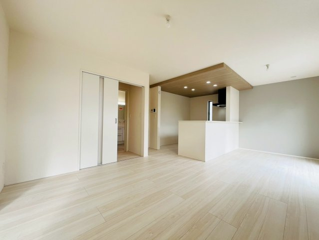 ★★南城市玉城糸数４期全２棟－１号棟の居間・リビング