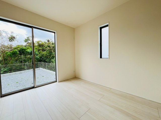 ★★南城市玉城糸数４期全２棟－１号棟の洋室