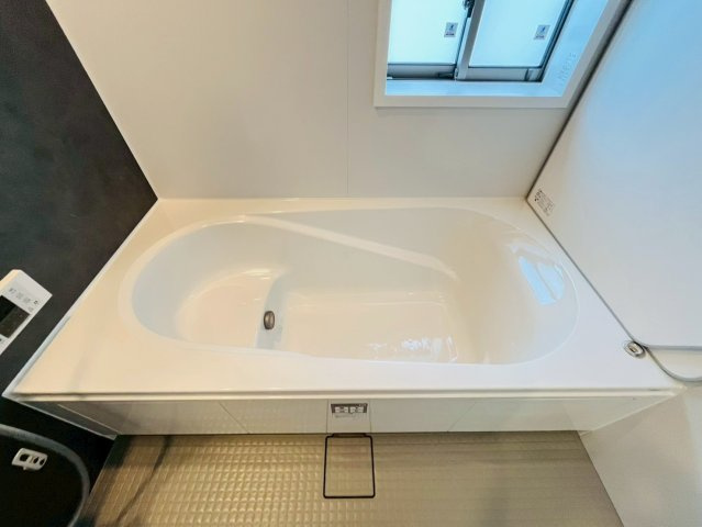 ★★南城市玉城糸数４期全２棟－１号棟の浴室