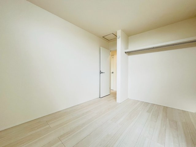 ★★南城市玉城糸数４期全２棟－１号棟の洋室