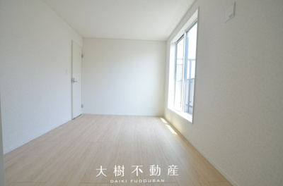 【洋室】 | 座間市新田宿　新築戸建て　全2棟【仲介手数料無料】 | 2階　洋室1（6.7帖）