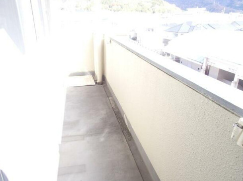 ハイツ柳井のバルコニー