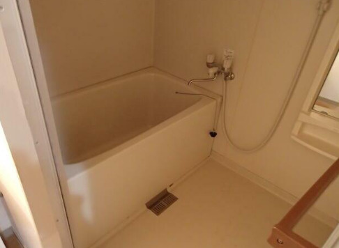 ハイツ柳井の浴室