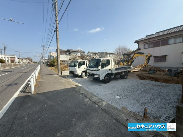 【同施工物件ご案内可能】東郷町春木台5丁目　全1棟の前面道路含む現地写真|事前予約にて現地ご見学いただけます！お気軽にお問い合わせください♪
■株式会社　セキュアハウス■
住宅ローンに強く、知識、経験豊富なスタッフ在籍
お客様に寄り添い、ご成約後もサポート致します。