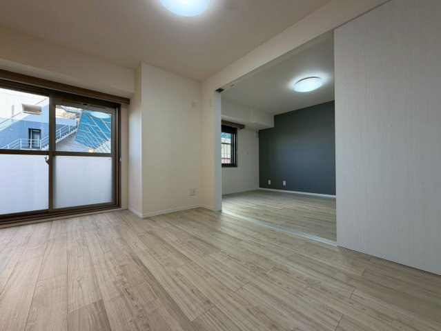 フドウ横須賀三笠ハイツの洋室