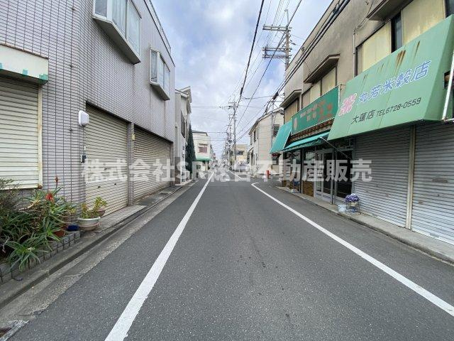 大蓮東4丁目中古戸建の前面道路含む現地写真|売主様居住中ですが、実際に中を見ていただければイメージは変わると思います！
是非一度ご内覧下さいませ！