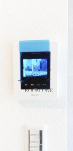 レガーレ新高円寺のセキュリティ|モニター付きインターホンです。