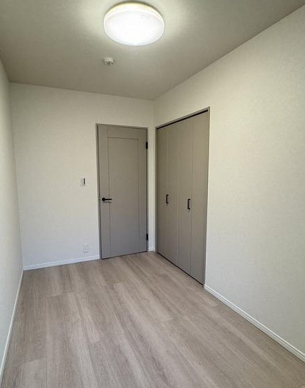 ラピタス31西宮の洋室