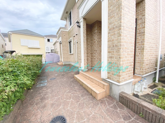 ベルコリーヌのエントランス|開放的なエントランス♪