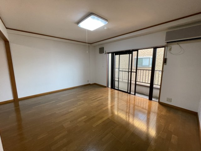 アザレアハイツ蒲池の寝室