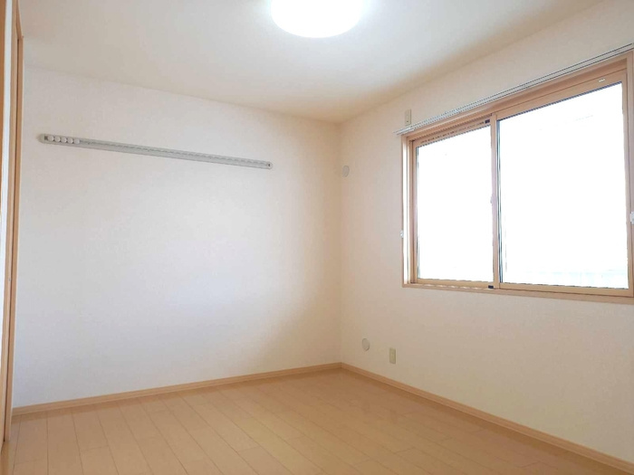 グリーン ベルの洋室