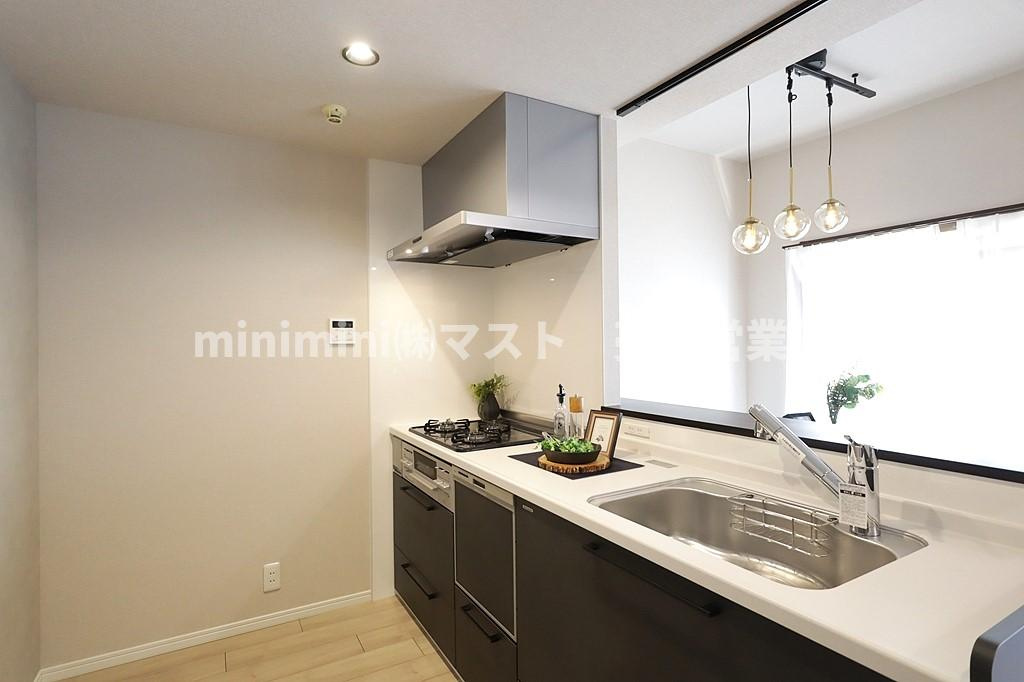 ルモン東加賀屋のキッチン