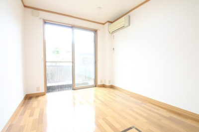 【居間・リビング】 | シェトワ中央 | 別部屋参考写真