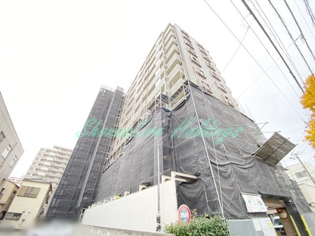 平塚市老松町の賃貸マンションの外観|鉄筋コンクリートマンションで防音面も安心♪