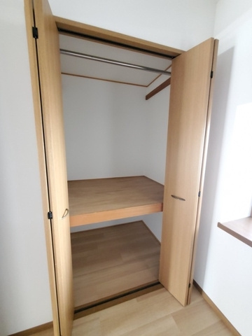 平塚市老松町の賃貸マンションの収納|同施工物件