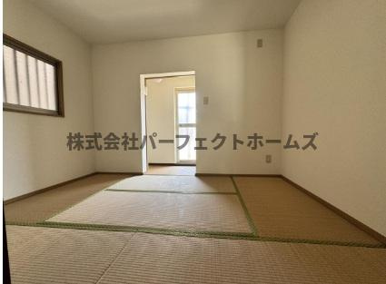 池田旭町アパートの和室|落ち着いた雰囲気の和室付きです