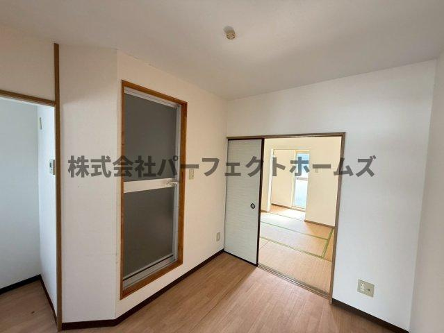 池田旭町アパートの居間・リビング|おしゃれなリビングです