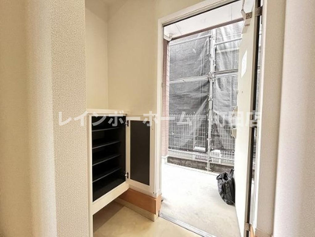 アデッソK※初期費用分割後払いサービス利用可能物件の玄関