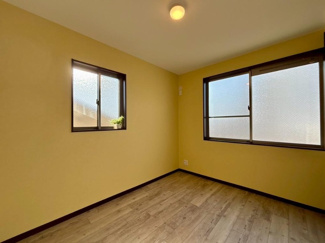 【洋室】 | 新高５丁目中古戸建