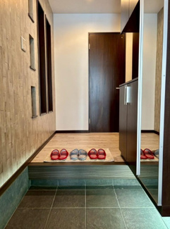 【玄関】 | 新高５丁目中古戸建