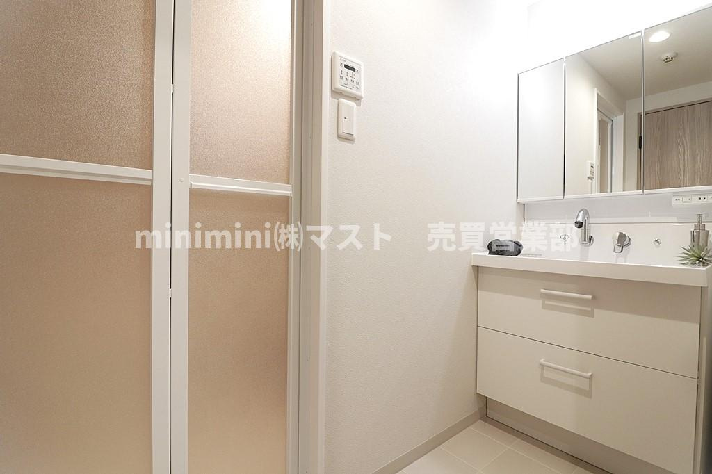 ダイアパレス順慶町の独立洗面台