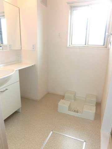 ルナージュ A棟|A303 洗濯機置き場