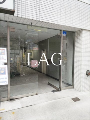 【エントランス】 | ストークマンション新川 | エントランスです。