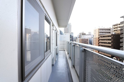 【バルコニー】 | ジーニス大阪WEST