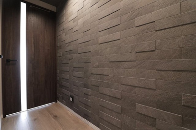 【玄関】 | ジーニス大阪WEST