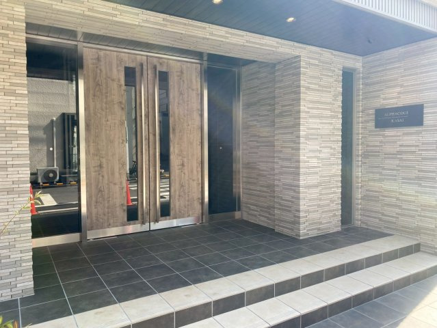 アルファコート葛西のエントランス
