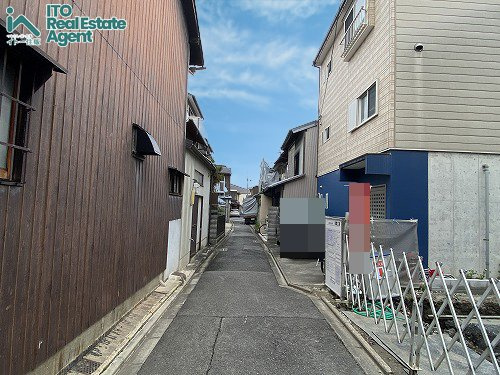 上京区戌亥町1期1号地 新築戸建の前面道路含む現地写真