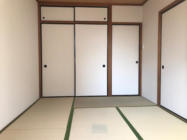 ツインハイムミサトの和室