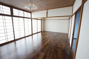 竹田マンションの居間・リビング