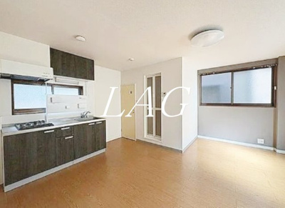 【居間・リビング】 | ＹＫビル | 洋室のお部屋です。