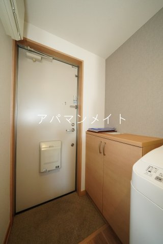 【玄関】 | 丘の上のフィオーレ横浜 | シューズボックスあります