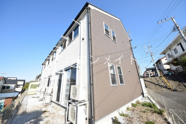 【エントランス】 | 丘の上のフィオーレ横浜 | 戸塚周辺ならアパマンメイトへＬｅｔｓ Ｇｏ ！