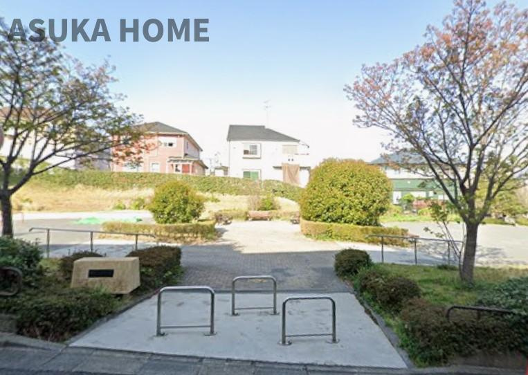 旭区中沢３丁目全2期戸建のその他|中沢二丁目公園も近くにあります♪人通りも多いため、いろんな年代の人が集まります♪